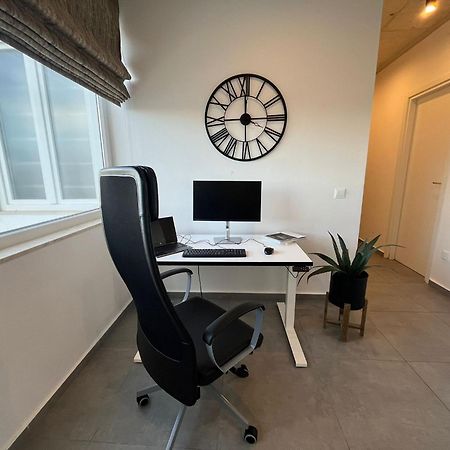 דירות Seaside Luxury In Pembroke St Julians מראה חיצוני תמונה