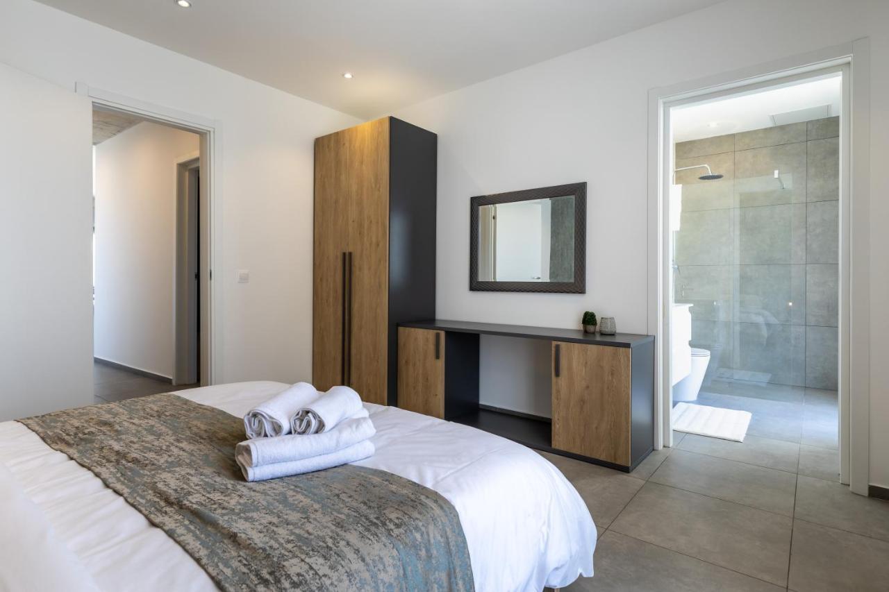 דירות Seaside Luxury In Pembroke St Julians מראה חיצוני תמונה